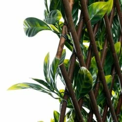 Extendable Artificial Laurel Leaf Fencing Screening Trellis 2.0m X 1.0m (6ft 7in X 3ft 3in) - By Papillon™ -Plants outlet store GS0391 add image 4 3ffa