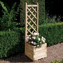 1.4m (4ft 7in) Wooden Square Planter With Lattice By Rowlinson®