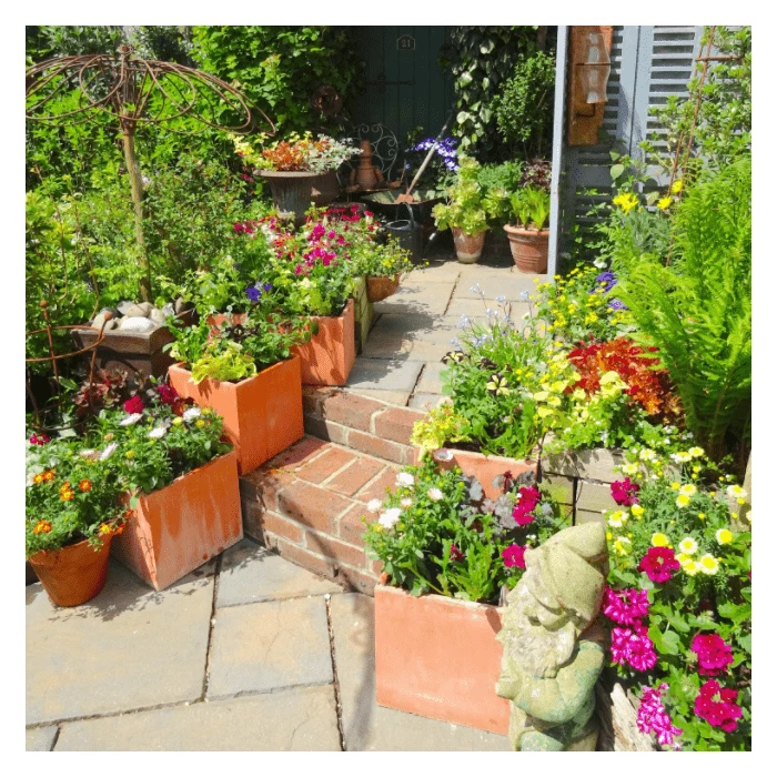 25cm Terracotta Fibrecotta Small Cube Planter 8 25cm Terracotta Fibrecotta Small Cube Planter - Image 6