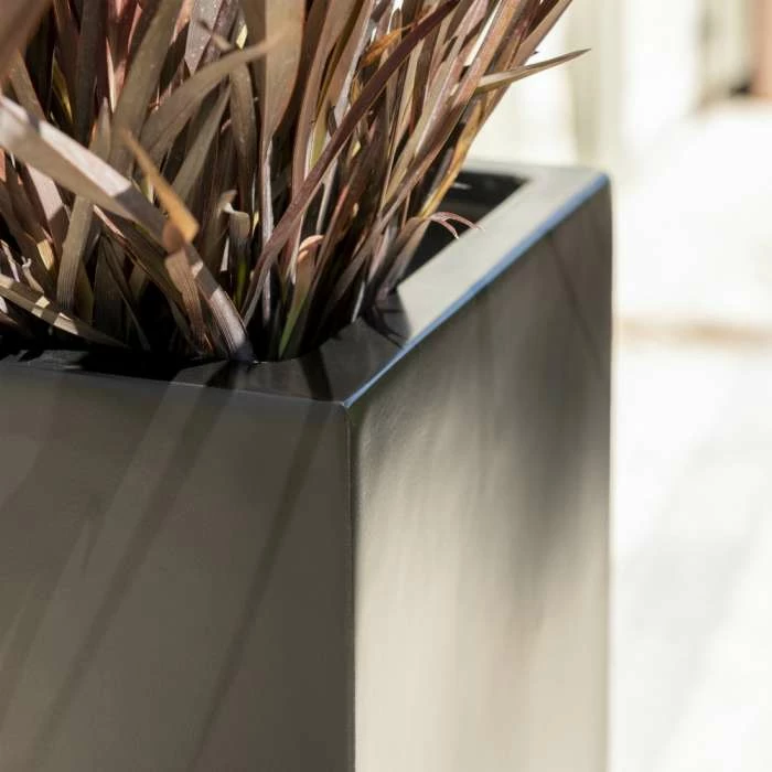 90cm Tall Trough Fibreglass Planter In Matt Black - By Primrose™ 4 90cm Tall Trough Fibreglass Planter In Matt Black - By Primrose™ - Image 2