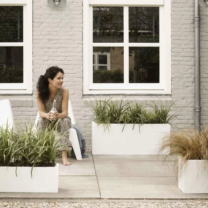 73cm Cadix Poly Resin Low Rectangular Planter In White 4 73cm Cadix Poly Resin Low Rectangular Planter In White - Image 2