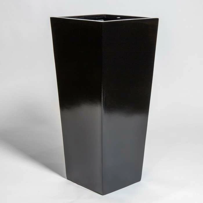 90cm Black Gloss Polystone Tall Flared Planter 5 90cm Black Gloss Polystone Tall Flared Planter - Image 3