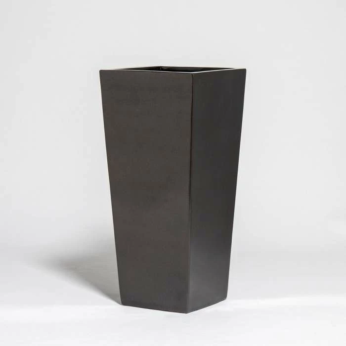90cm Metallic Grey Polystone Tall Flared Planter 5 90cm Metallic Grey Polystone Tall Flared Planter - Image 3