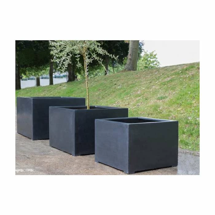 70cm Titanic Black Polystone Cube Planter 6 70cm Titanic Black Polystone Cube Planter - Image 4