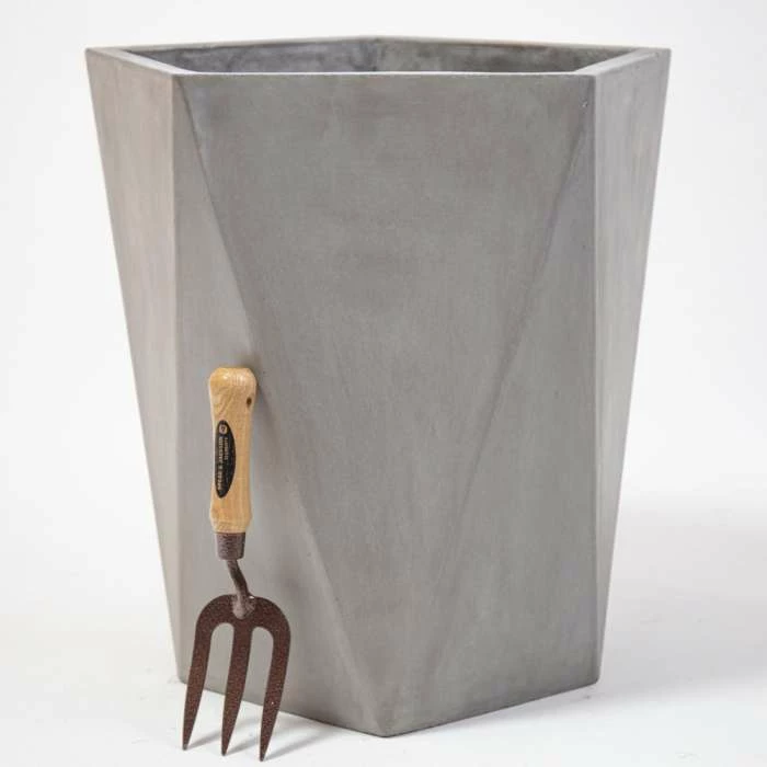 50cm Geometric Style Concrete Pentagon Planter 6 50cm Geometric Style Concrete Pentagon Planter - Image 4
