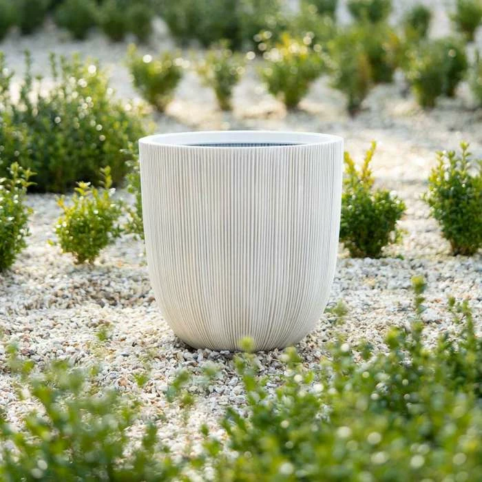 45cm Round Ridged Planter In White 6 45cm Round Ridged Planter In White - Image 4