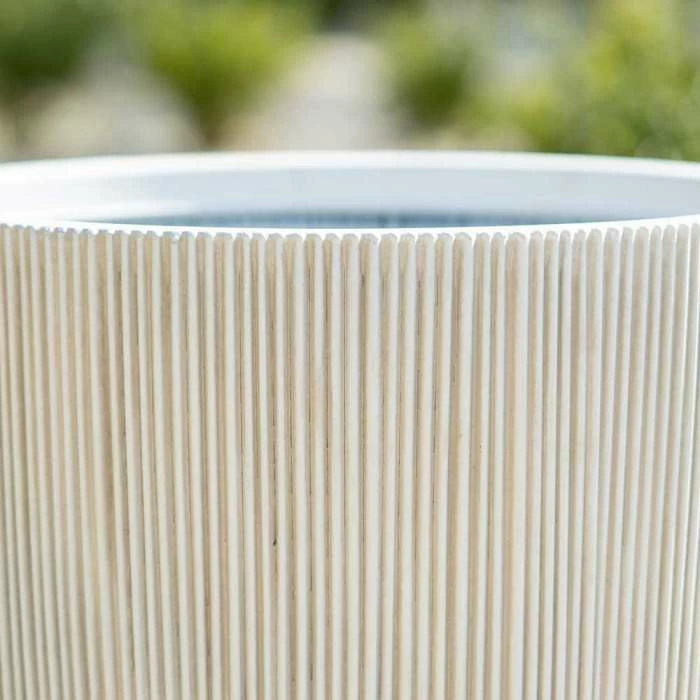 45cm Round Ridged Planter In White 7 45cm Round Ridged Planter In White - Image 5